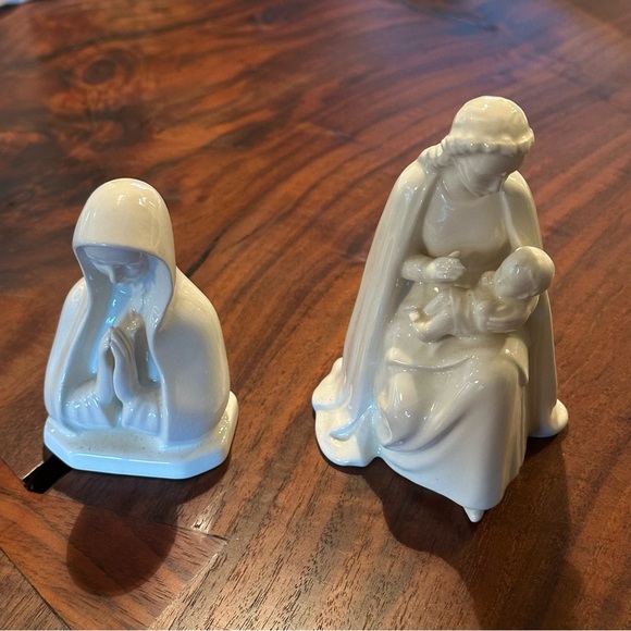 Midcentury Germany Goebel  Madonna with Child Nativity - Picture 3 of 15